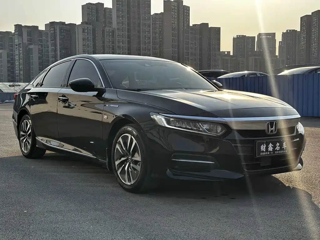 Honda Accord — фото 3