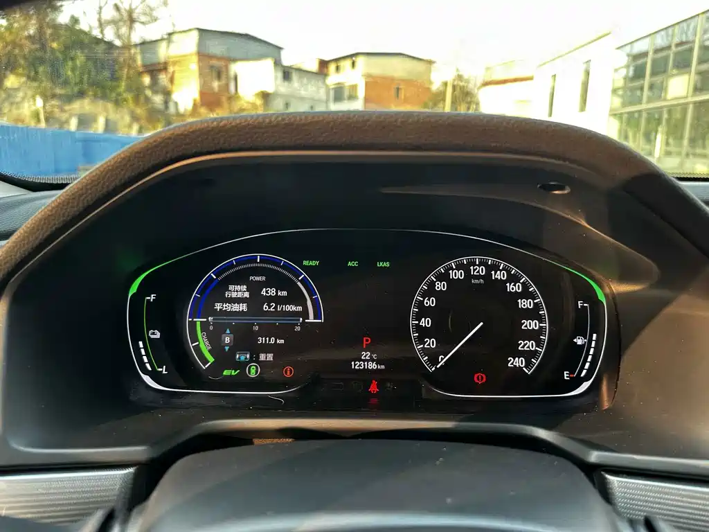 Honda Accord — фото 9