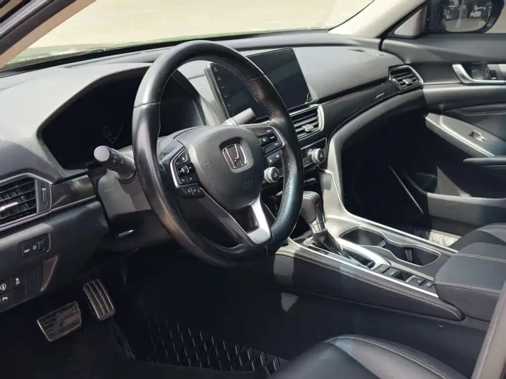 Honda Accord — фото 4