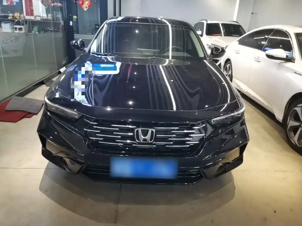 Honda Accord — фото 3