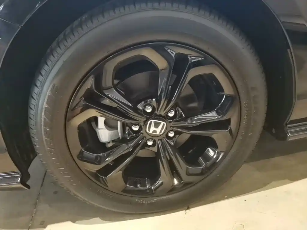Honda Accord — фото 23