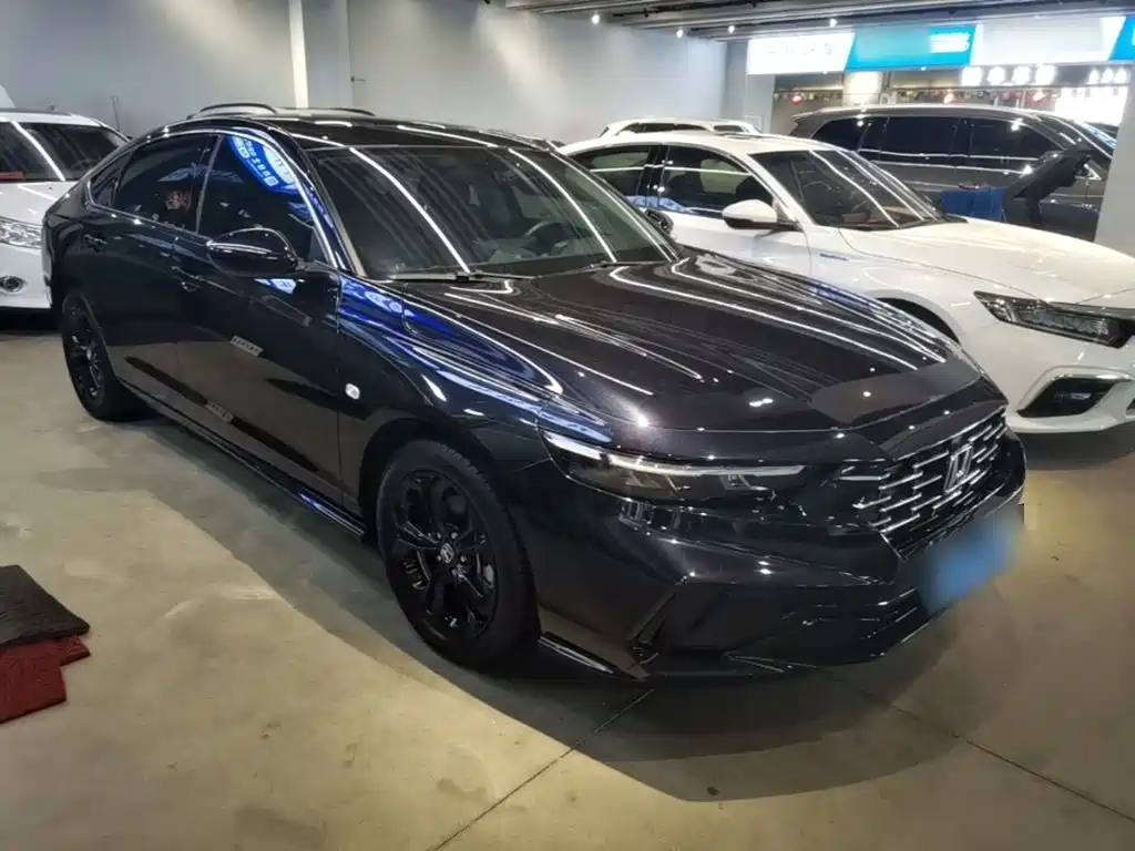 Honda Accord — фото 4