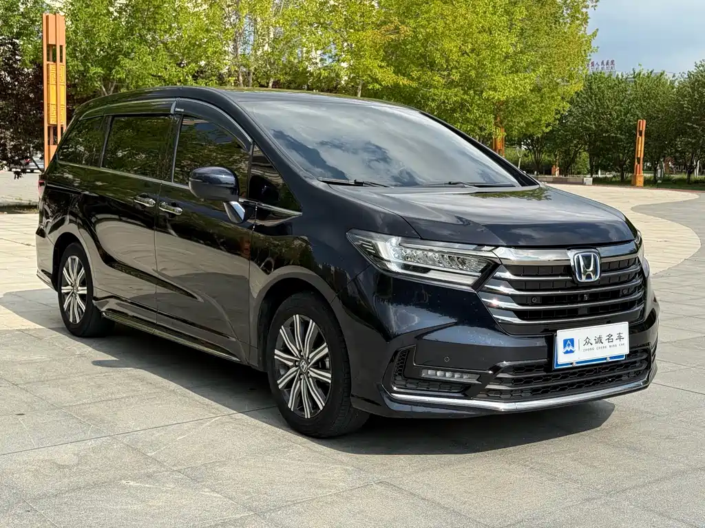 Honda Odyssey — фото 2