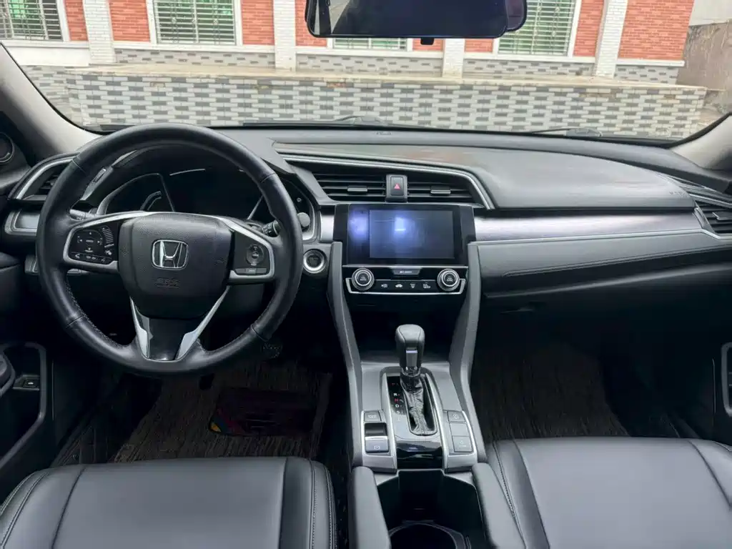 Honda Civic — фото 5