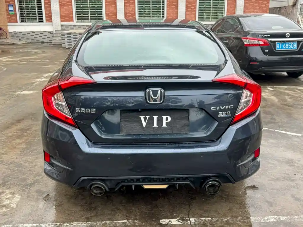 Honda Civic — фото 8