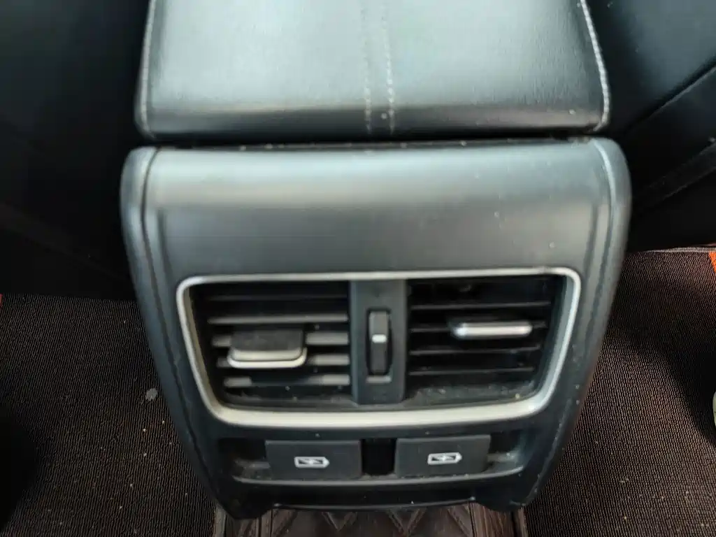 Honda Accord — фото 15