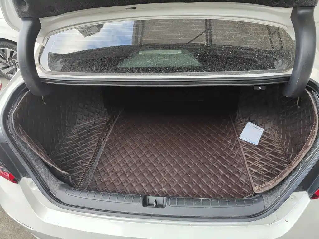 Honda Accord — фото 31