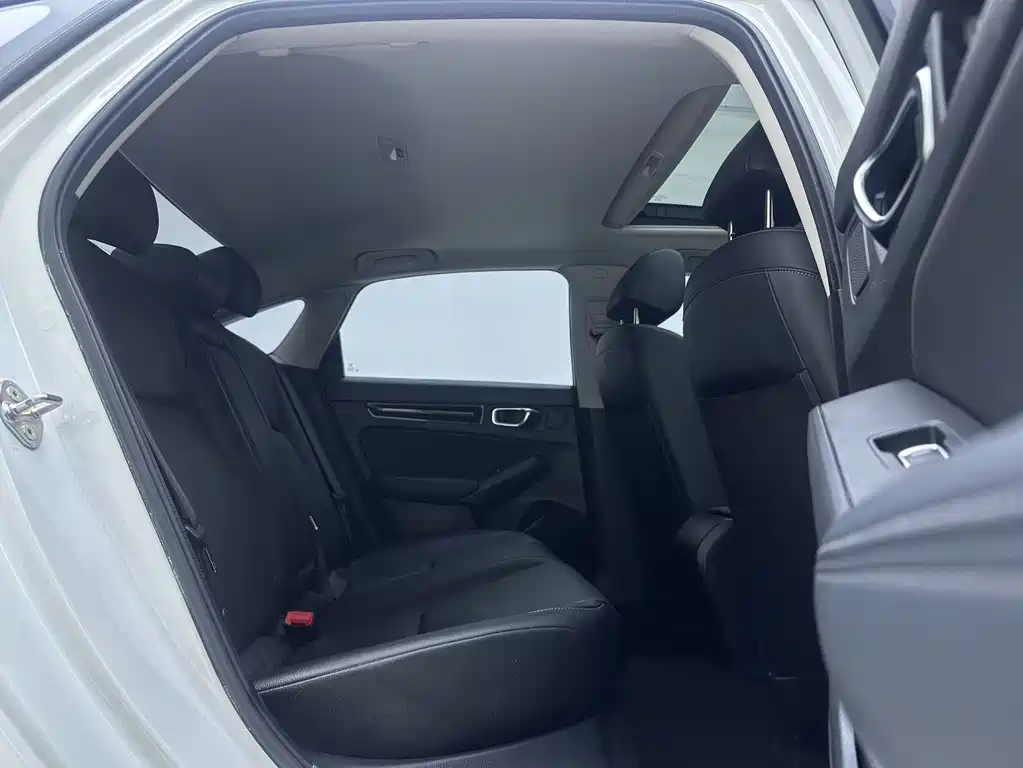 Honda Civic — фото 10