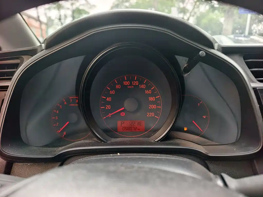 Honda Fit — фото 14
