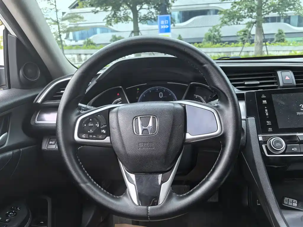 Honda Civic — фото 14