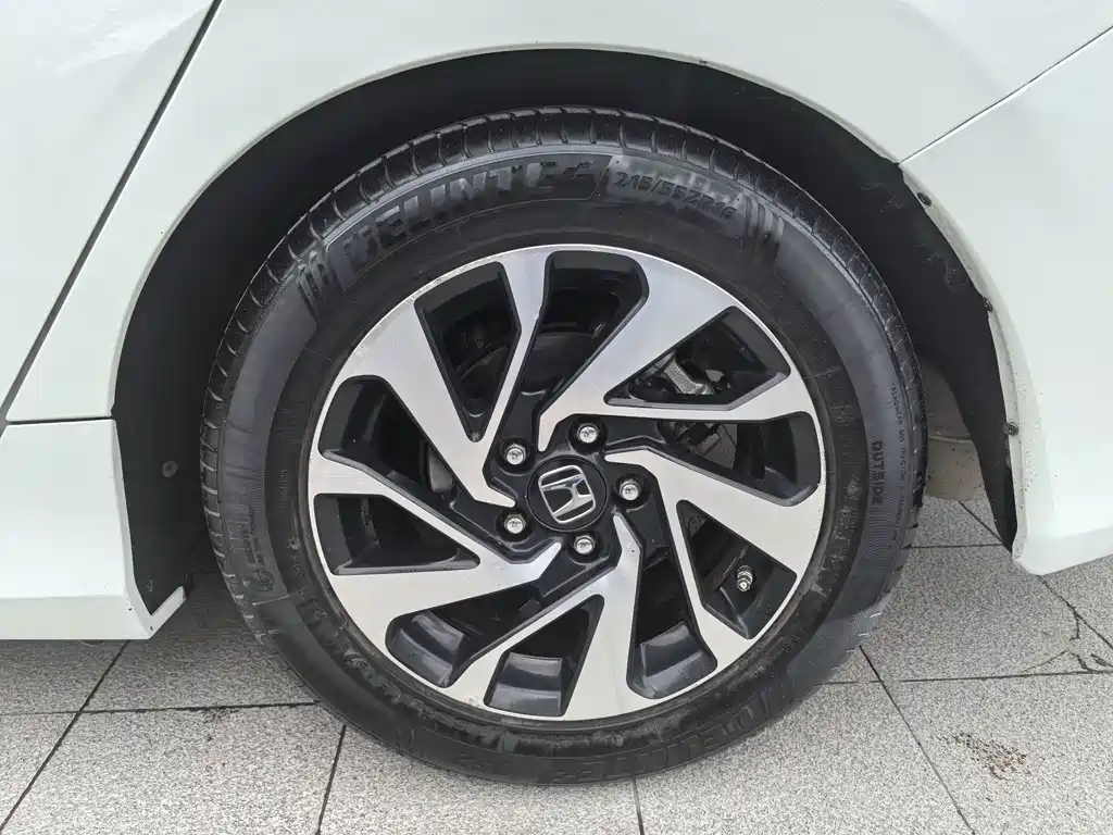 Honda Civic — фото 15