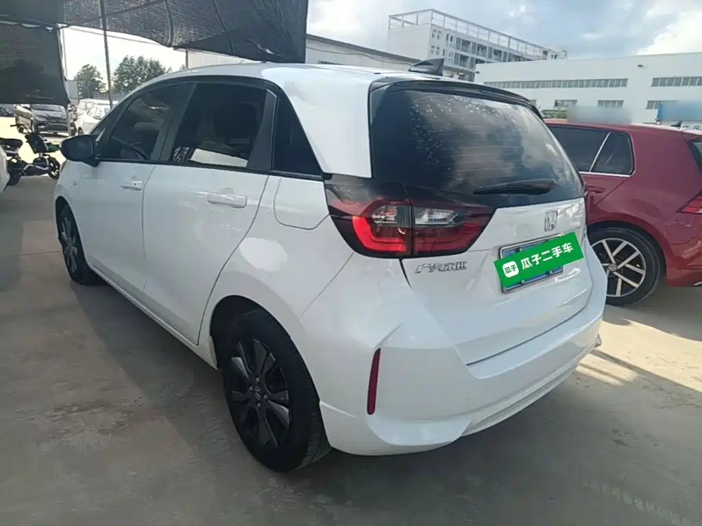 Honda Fit — фото 5