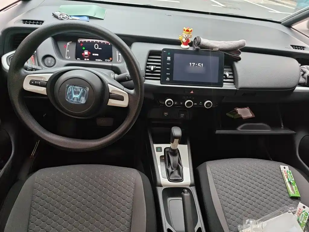 Honda Fit — фото 13