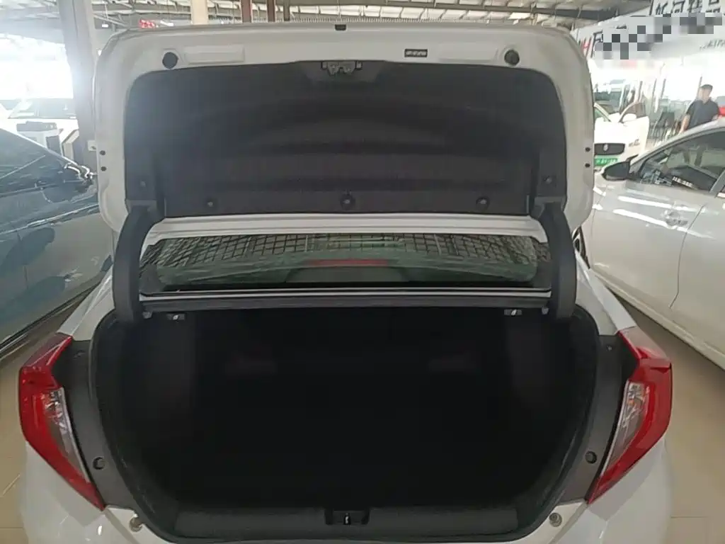 Honda Civic — фото 19