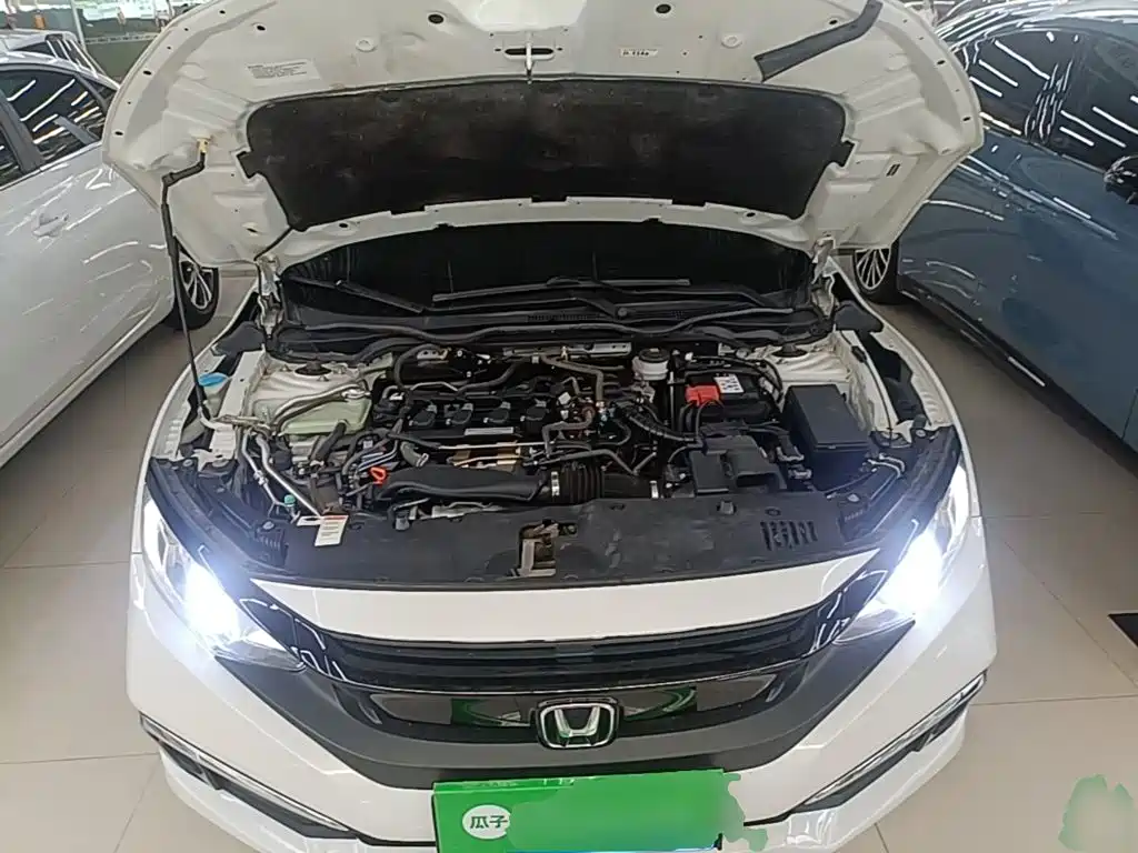 Honda Civic — фото 20