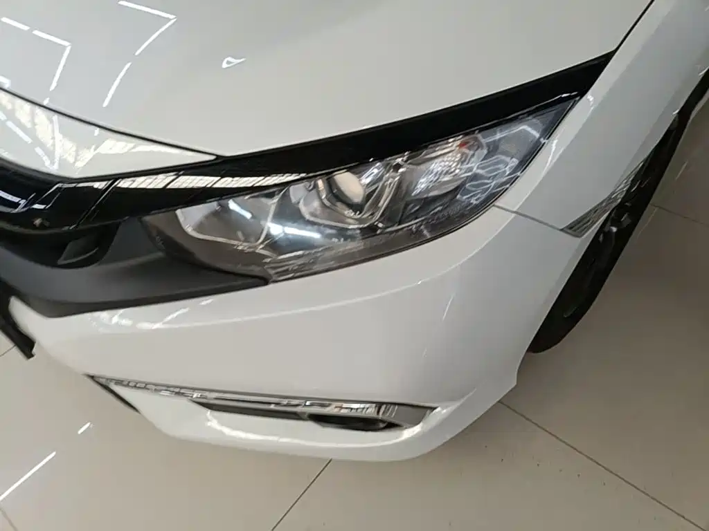 Honda Civic — фото 24