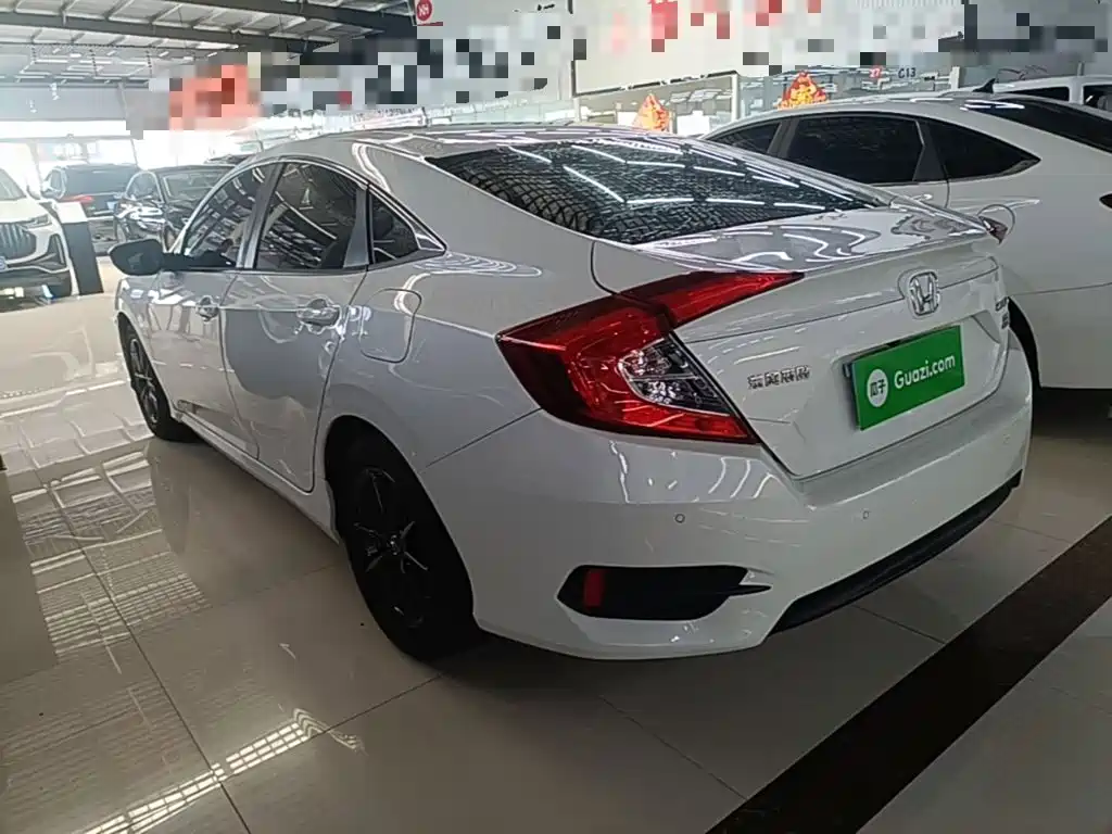 Honda Civic — фото 5