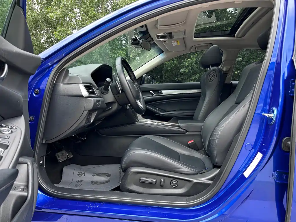 Honda Accord — фото 5