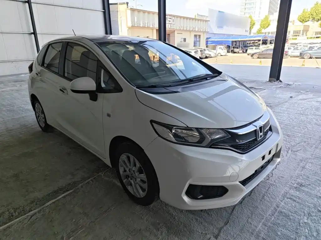 Honda Fit — фото 4