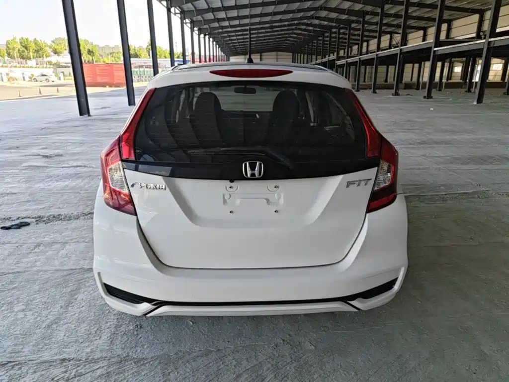 Honda Fit — фото 6
