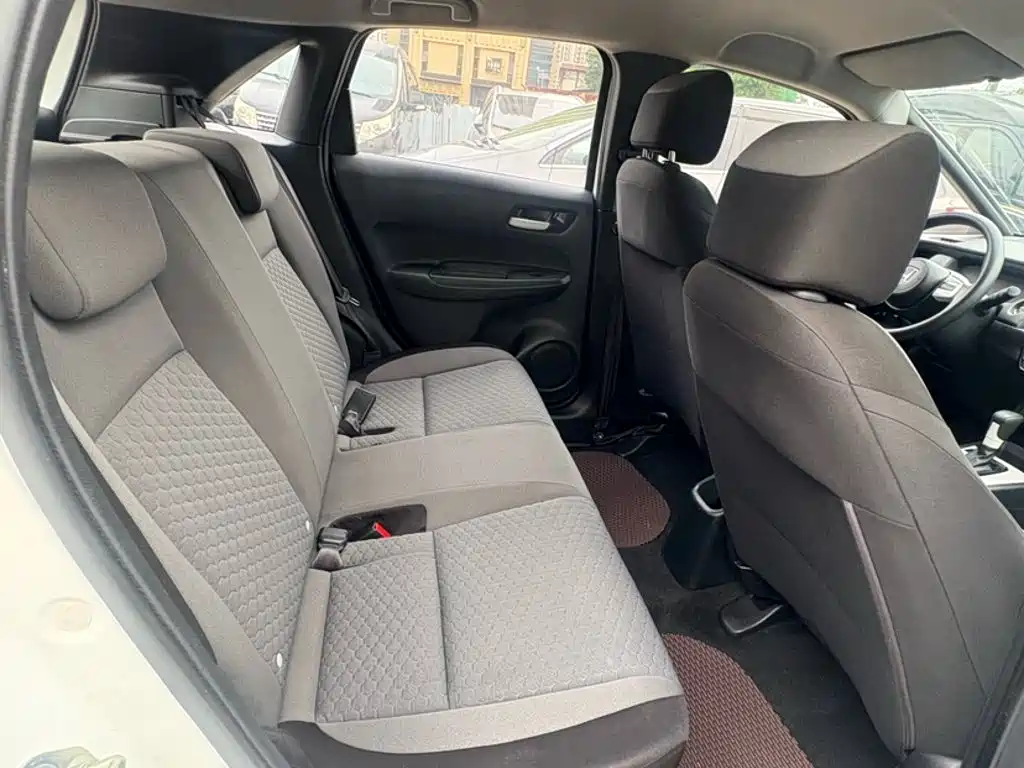 Honda Fit — фото 11