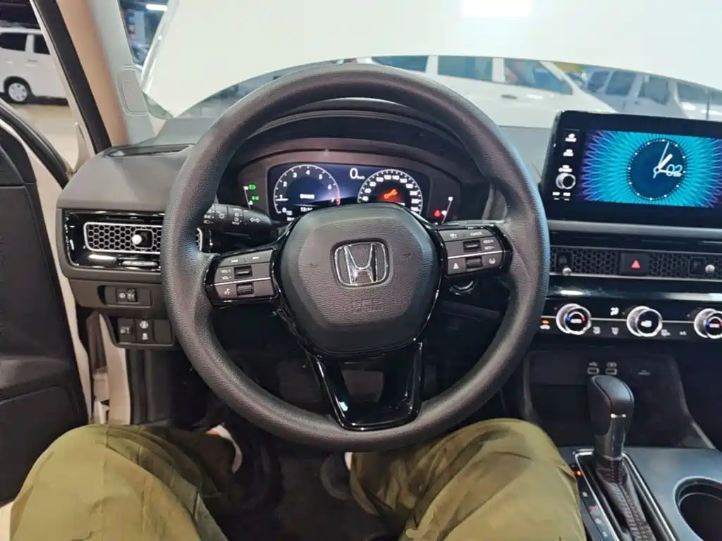 Honda Civic — фото 11