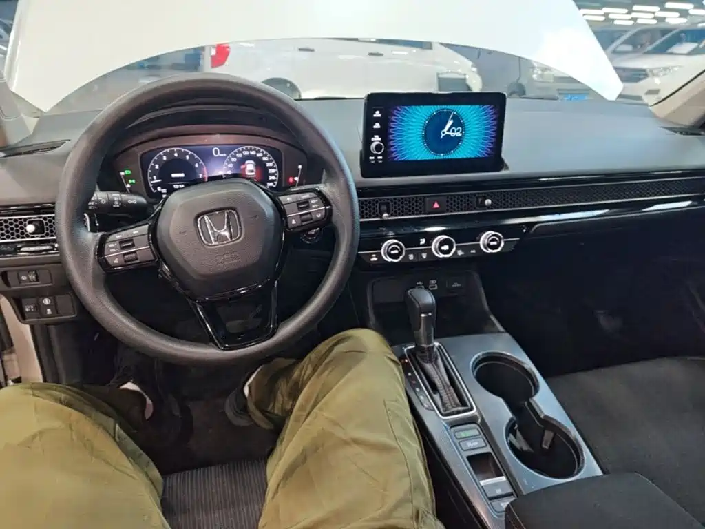 Honda Civic — фото 10
