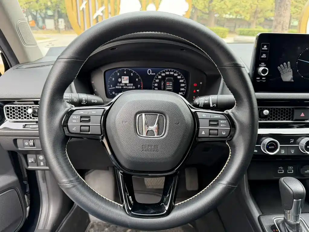 Honda Civic — фото 14