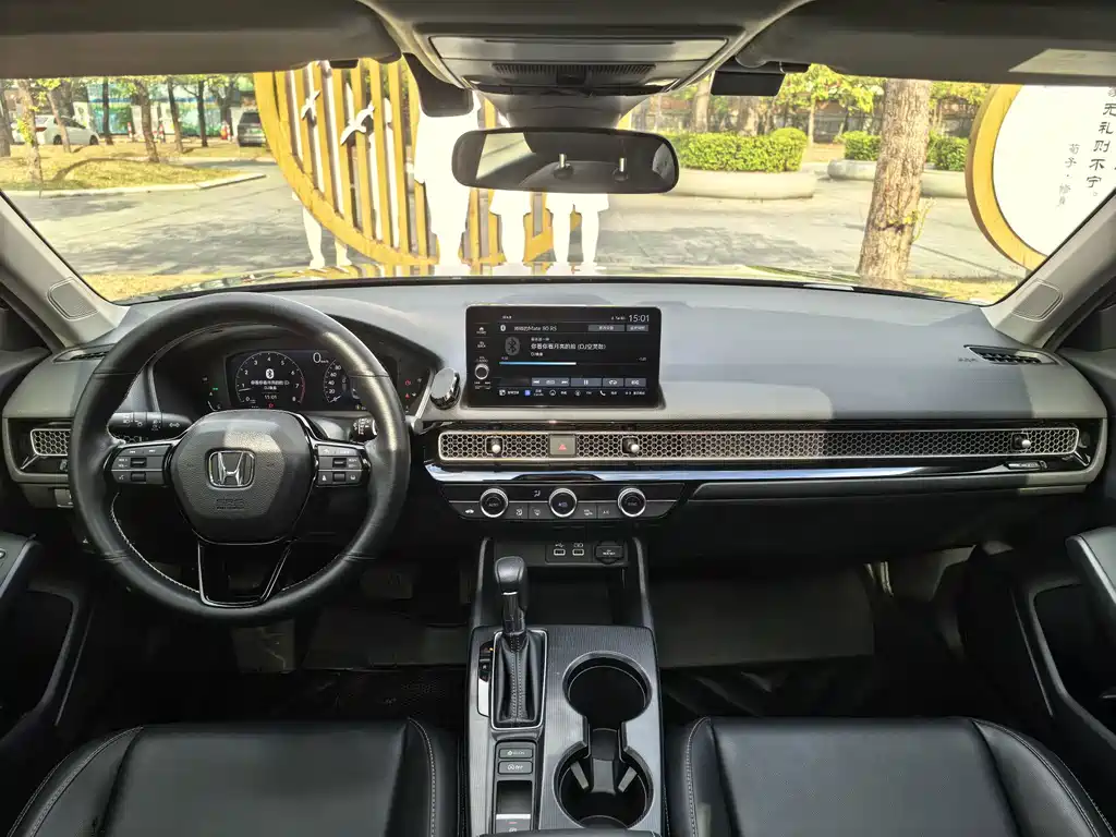 Honda Civic — фото 10