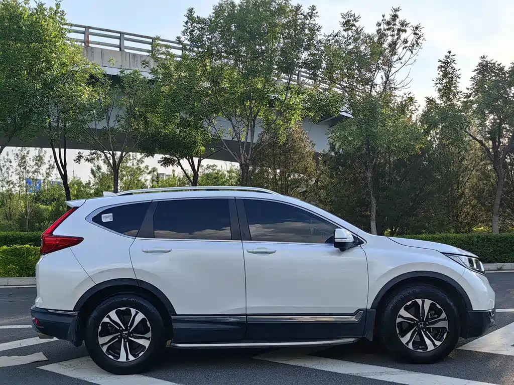 Honda CR-V — фото 6