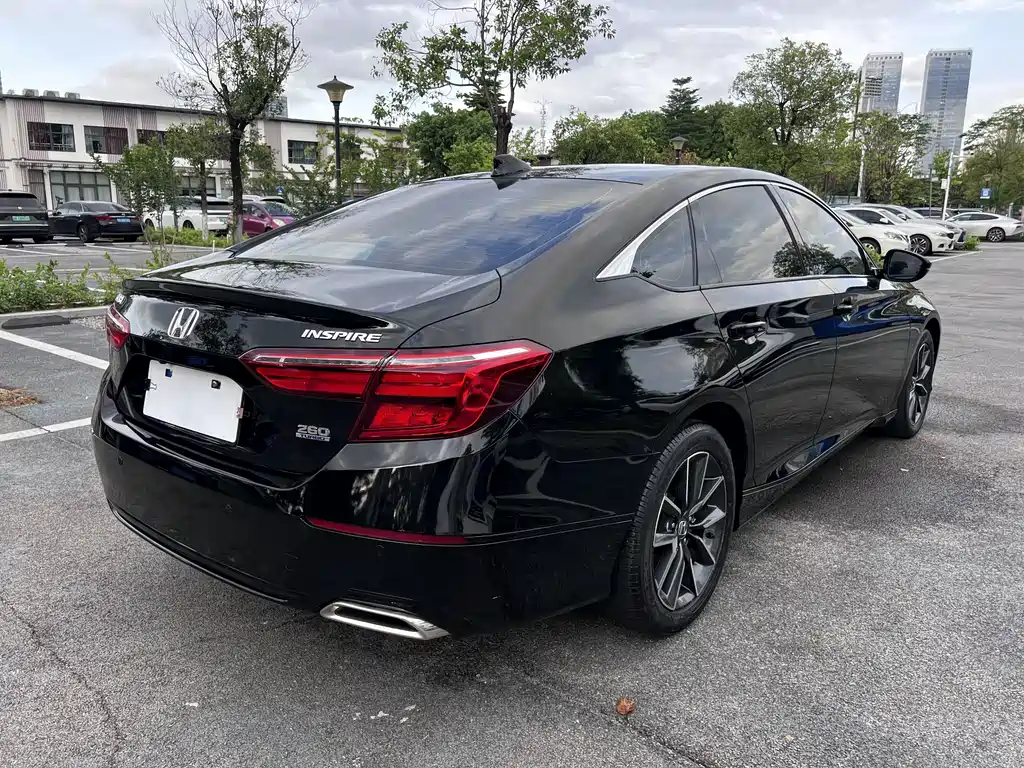 Honda Inspire — фото 13