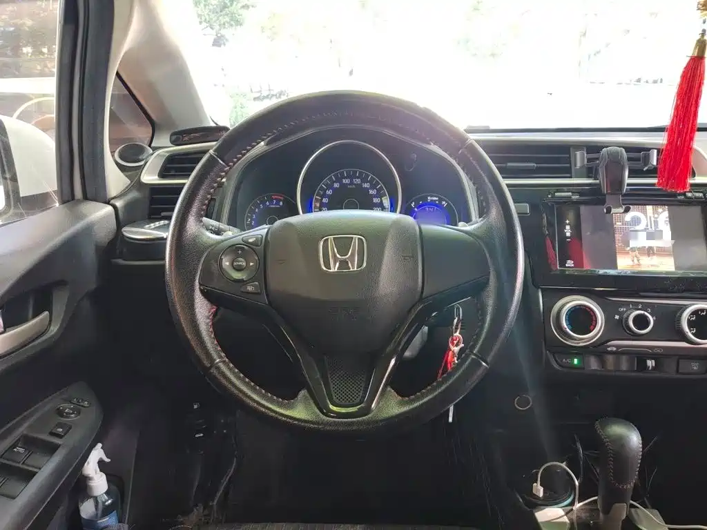 Honda Fit — фото 3