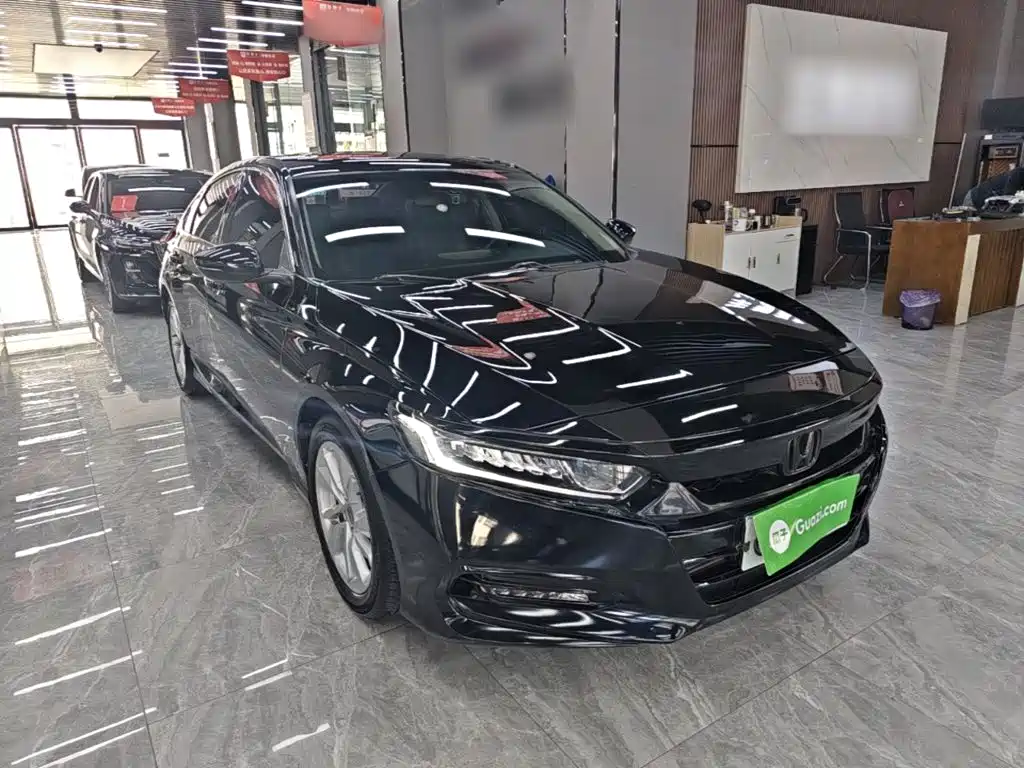 Honda Accord — фото 4