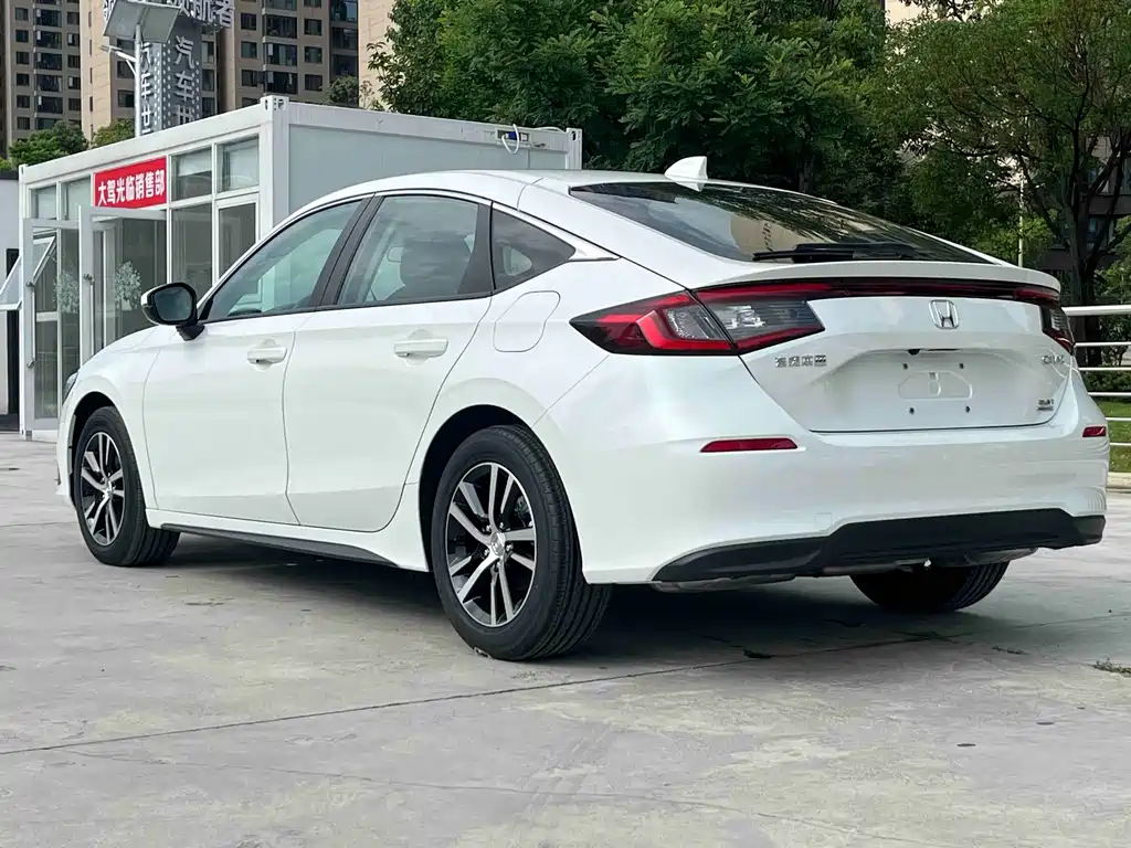 Honda Civic — фото 6