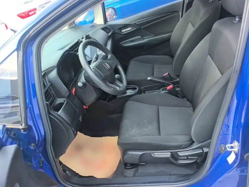 Honda Fit — фото 15