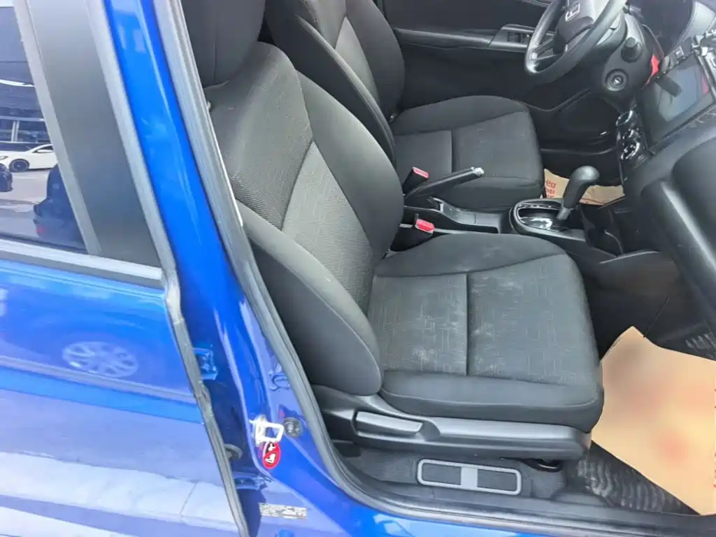Honda Fit — фото 25