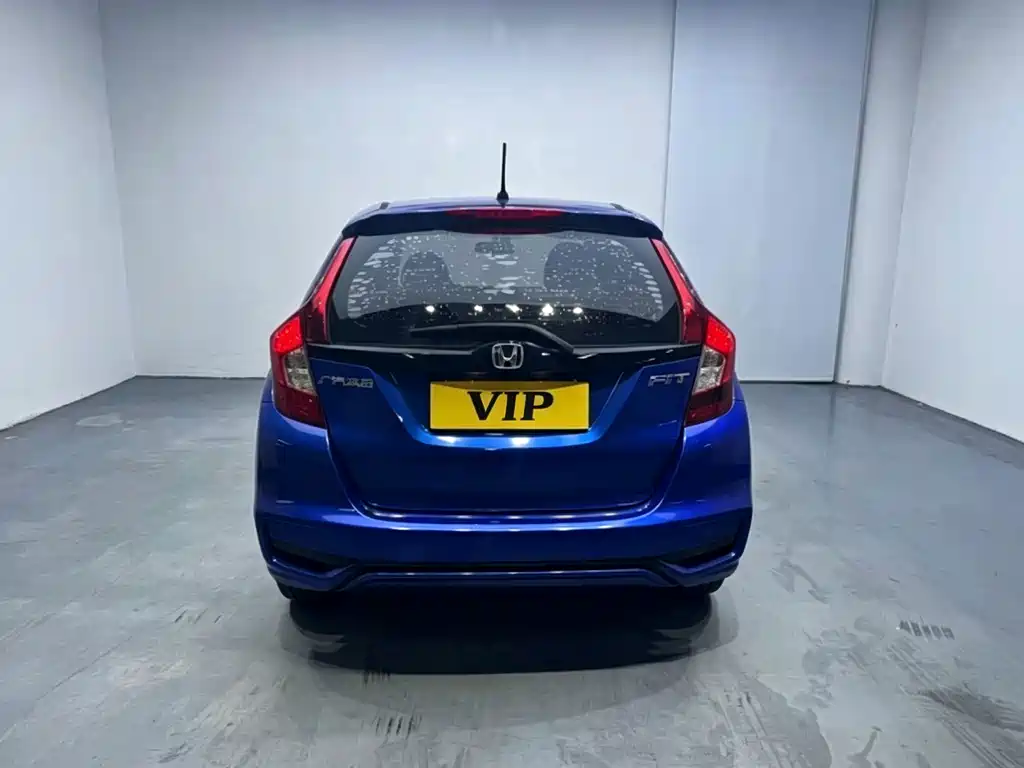 Honda Fit — фото 3
