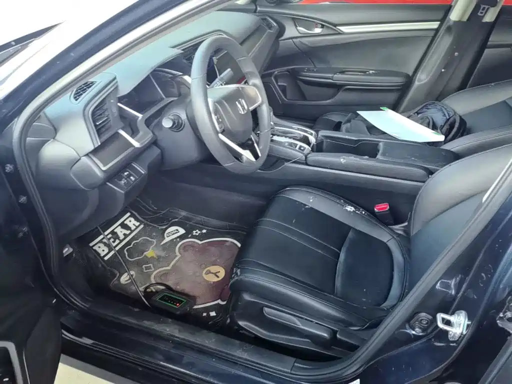 Honda Civic — фото 15