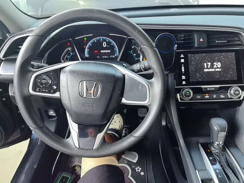 Honda Civic — фото 10
