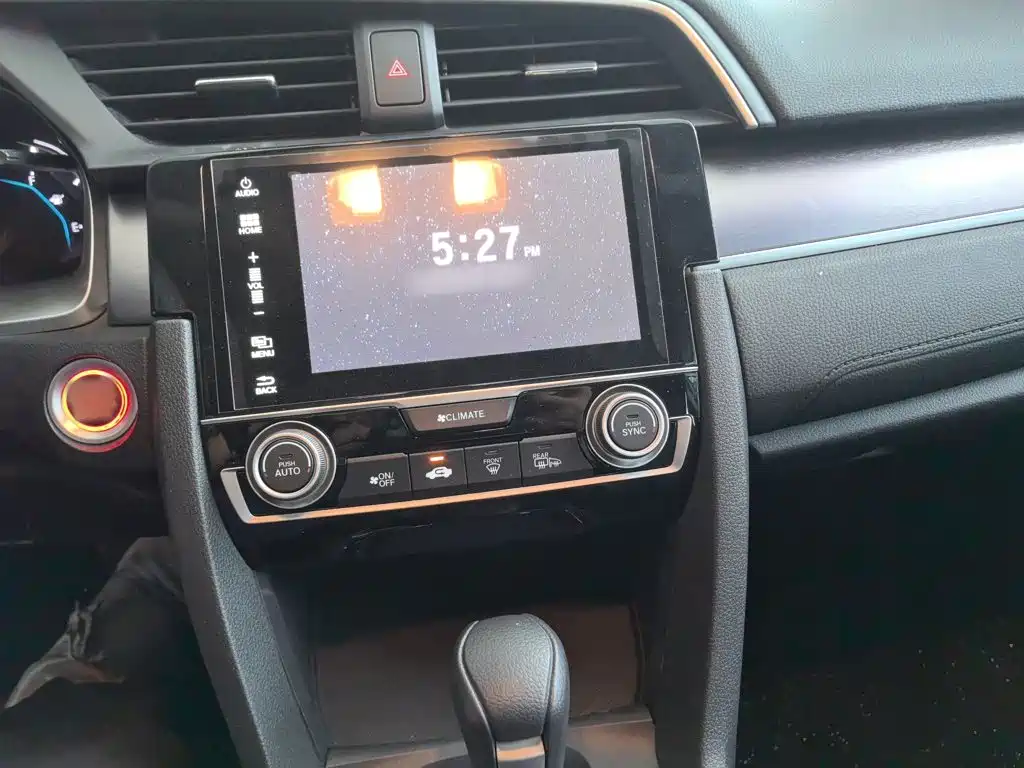 Honda Civic — фото 7