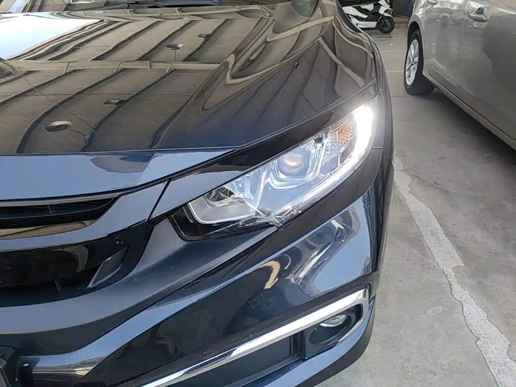 Honda Civic — фото 24