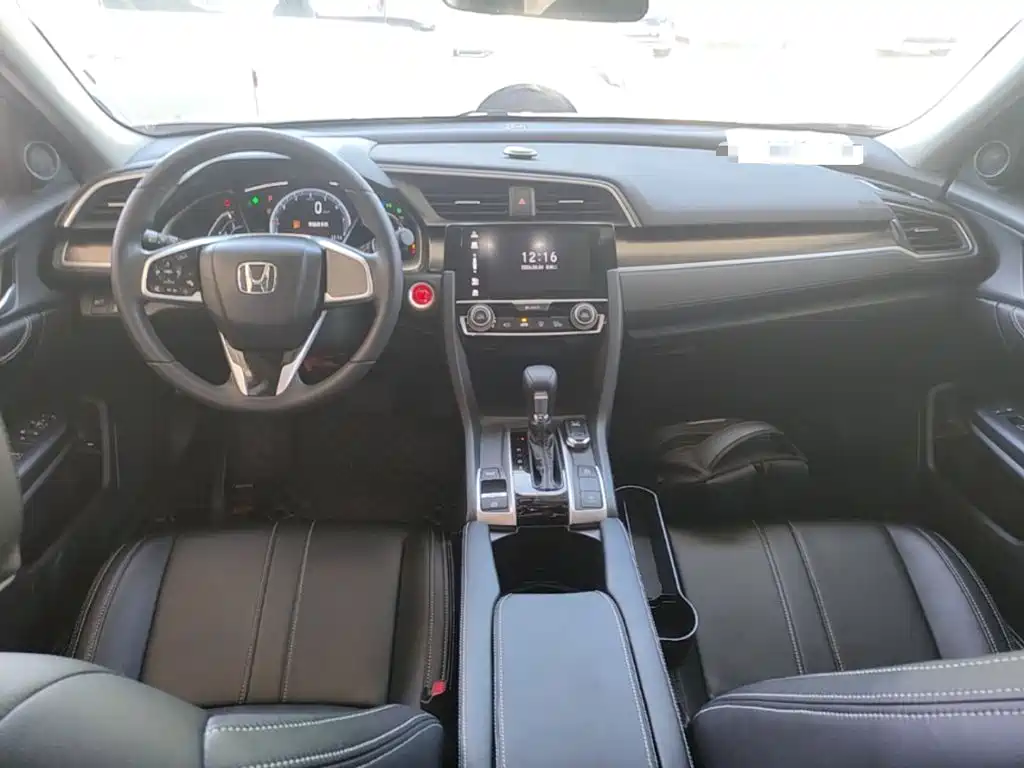 Honda Civic — фото 10