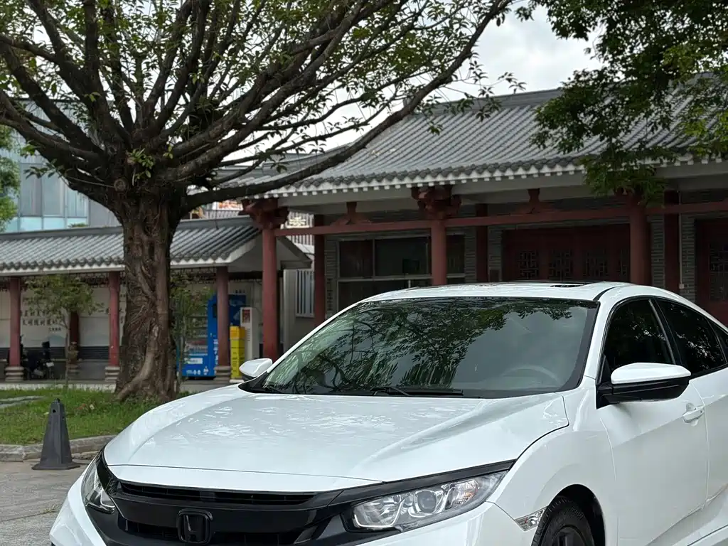 Honda Civic — фото 5