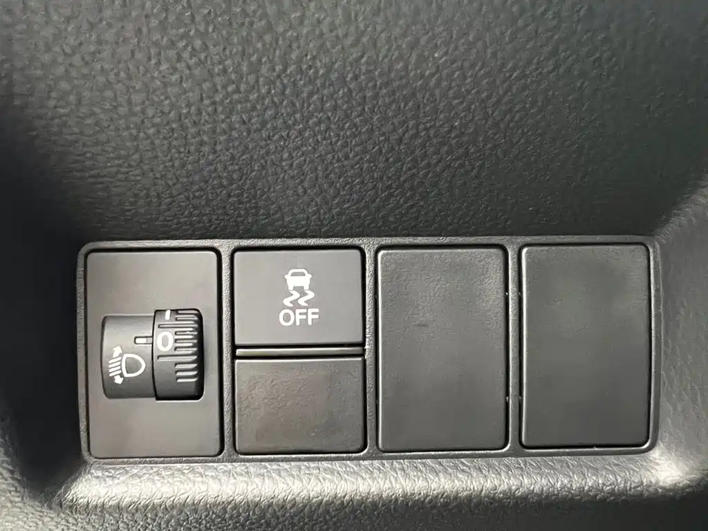 Honda Fit — фото 14