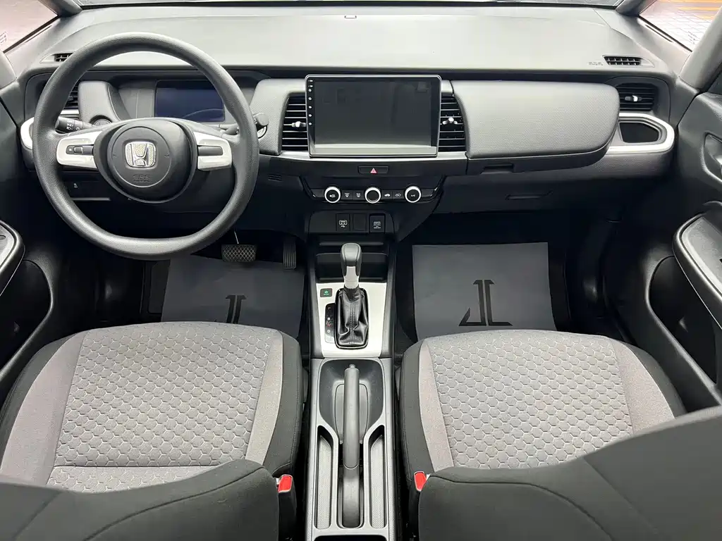 Honda Fit — фото 9