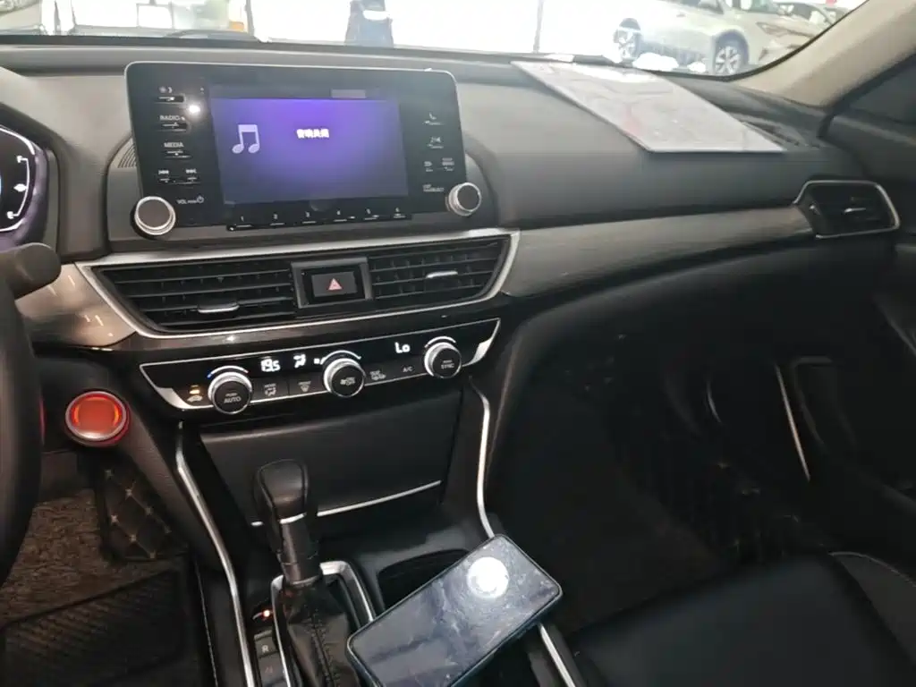 Honda Inspire — фото 10