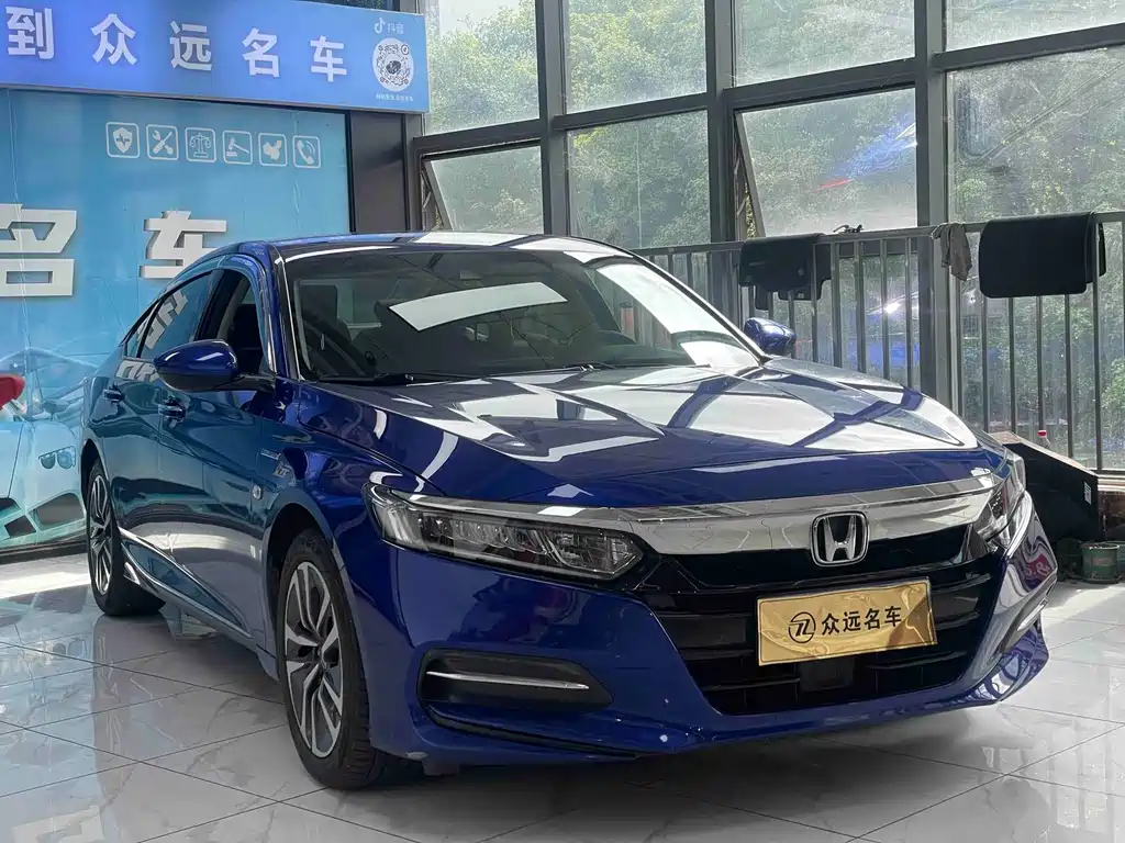 Honda Accord — фото 3