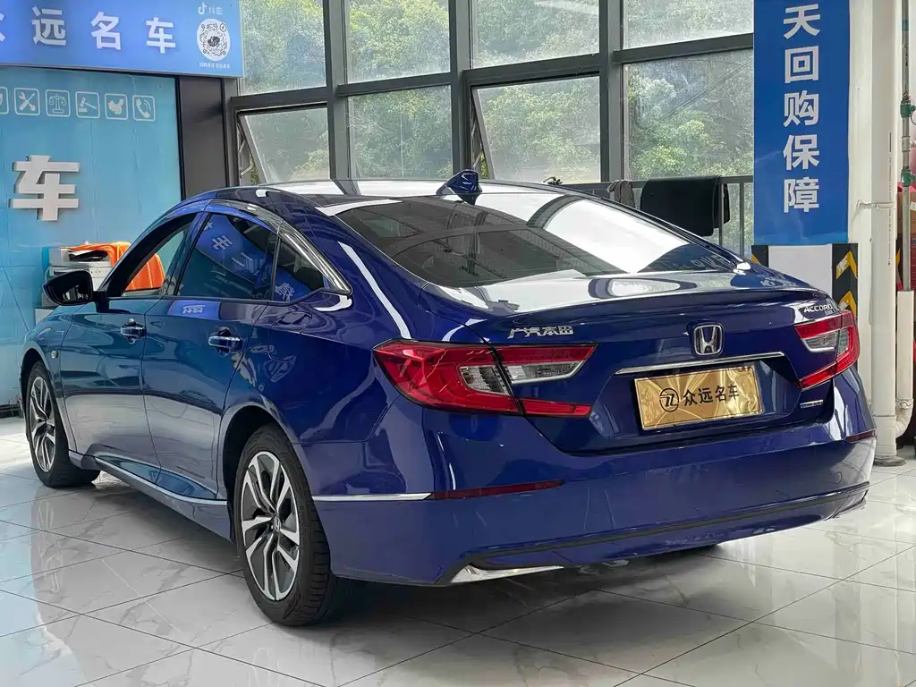 Honda Accord — фото 5