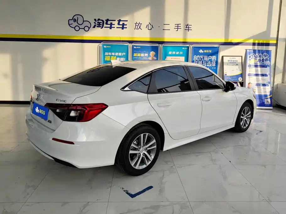 Honda Civic — фото 3