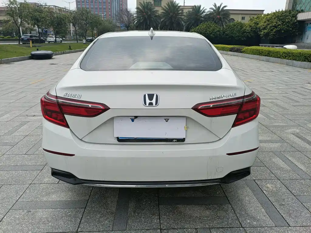 Honda Inspire — фото 10